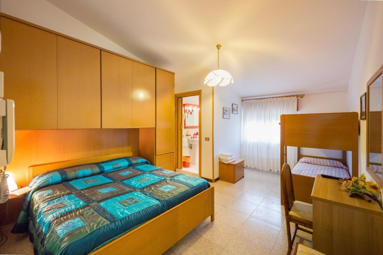 Albergo Ristorante Fabrizio Caorle Dış mekan fotoğraf
