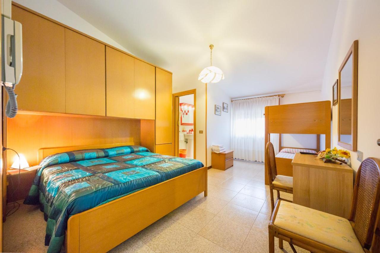 Albergo Ristorante Fabrizio Caorle Dış mekan fotoğraf